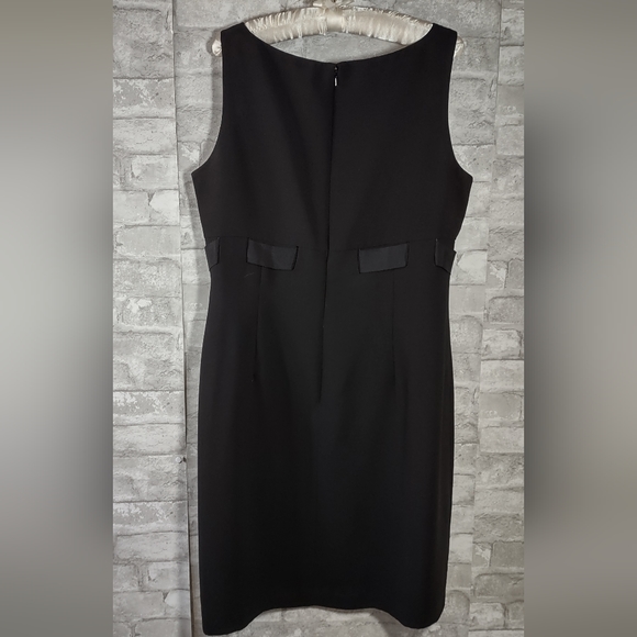 Evan Picone Empire Waist Sheath Dress - Picture 4 of 8